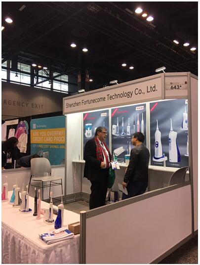 雅玺产品惊艳亮相美国芝加哥口腔展获热捧