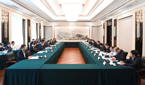 辽宁省与中国远洋海运集团举行工作会商会议
